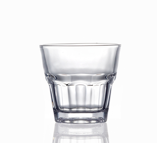 厚实玻璃啤酒杯