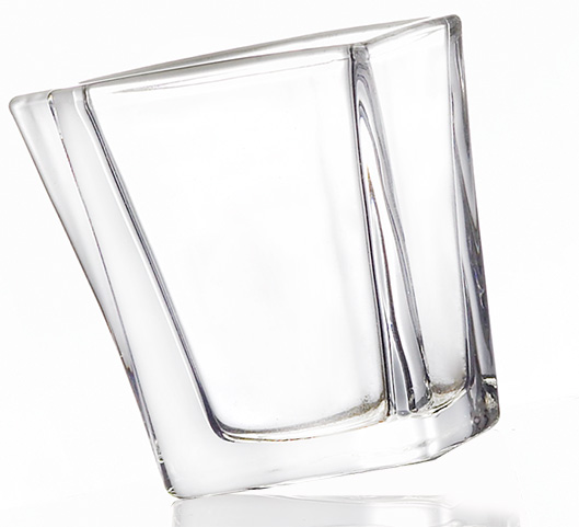 异形玻璃杯场景图